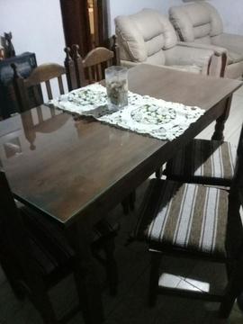 Vendo Mesa con Vidrio Y 6 Sillas