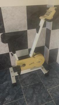 Vendo Bicicleta Fija Nueva