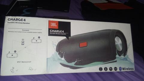 Vendo Parlante Bluetooth