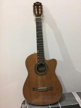 Guitarra Fender Cn240