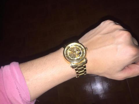 Reloj a cuerda marca WINER