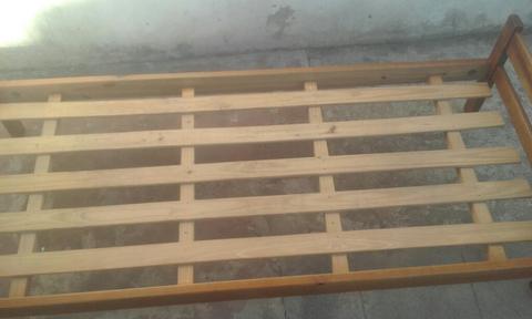 Cama de 1 Plaza Madera Dura