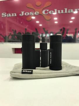 Binoculares Nikon Aculon T01