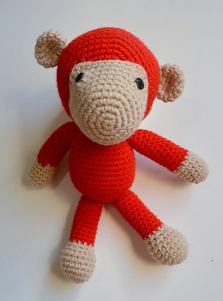 Muñeco amigurumi tejido al crochet