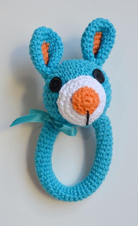 Sonajero conejo tejido al crochet