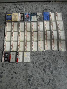 Lote de Cajas de Cassettes