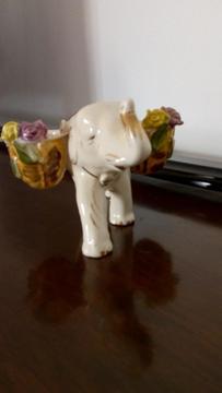 Vendo Elefante de Porcelana