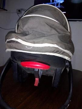 Huevito con Soporte Delantero Y Trasero