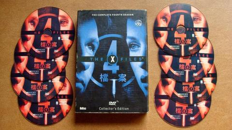Los Expedientes X Cuarta Temporada completa en 8 DVDs