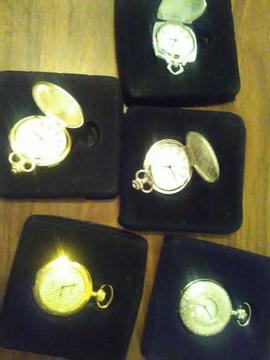 Colección de Relojes Y Encendedores