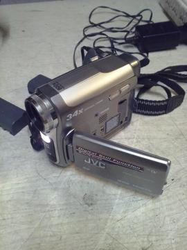Vendo filmadora JVC mini dv