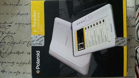 E Reader Polaroid