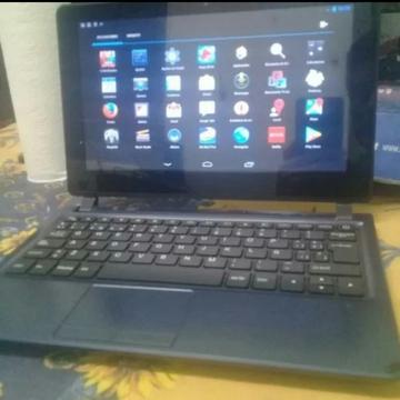 Tablet con teclado incluido