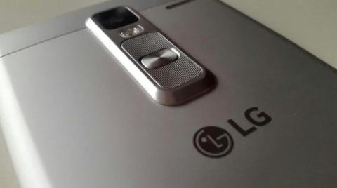 Vendo Lg Zero en Caja,con 2 Meses de Uso