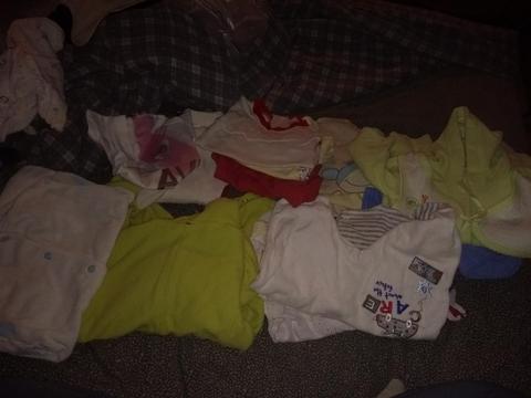 Vendo Ropa para Bebe de 1 a 5 Meses