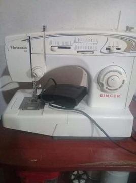 Maquina de Coser Poco Uso