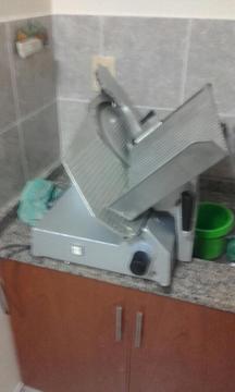 Vendo Maquina Cortar Fiambre