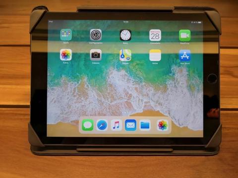 iPad Air 2 128GB WiFi Incluye Gorilla Glass Belkin Case