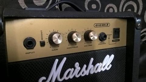 Amplificador Marshall G10 MK II