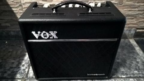 Amplificador Vox Valvetronix VT40