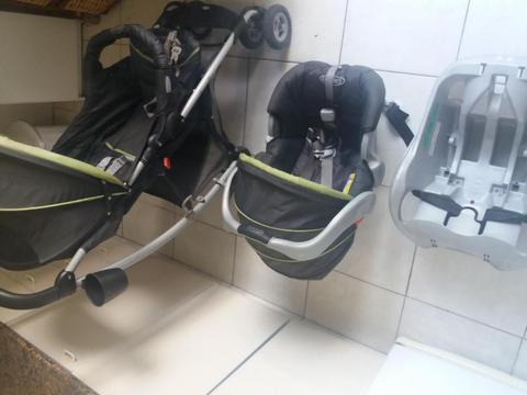 Cochecito para bebés Huevito Base para el auto