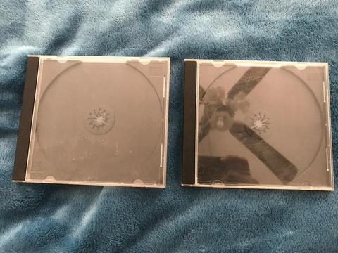 Caja de CDs / DVDs