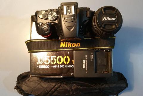 Vendo Nikon D5500 1855mm