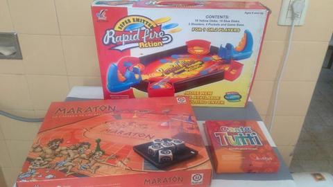 Conjunto de juguetes de mesa son 3