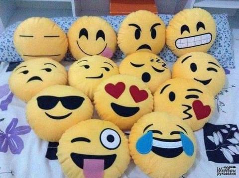 Almohadones Emojis