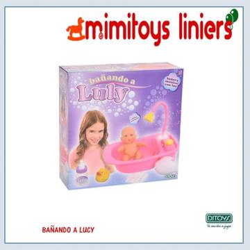 Bañando a Lucy bebote con bañera Ditoys Jugueteria Mimitoys