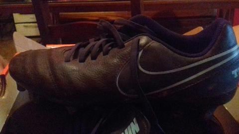 Botines Tiempo con Tapones