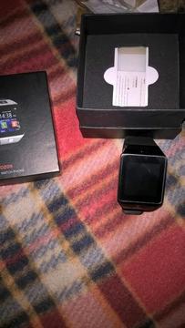 Vendo Reloj Smarwatch Nuevo, en Caja