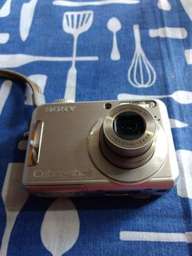 vendo cámara digital Sony Cybershot Dscs700