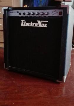 Amplificador de bajo ElectroVox 40W