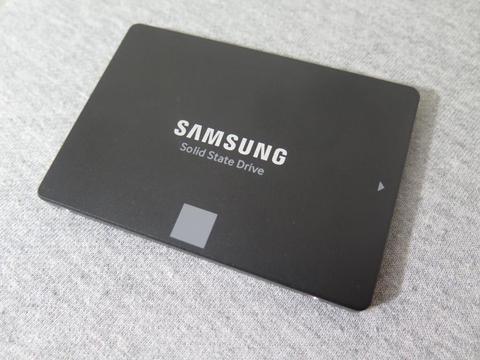 DISCO SOLIDO SSD SAMSUNG 250GB PERMUTO ENVIOS SIN CARGO