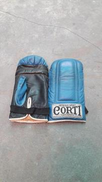 Guantes Corti usados