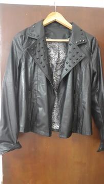 Campera Simil Cuero