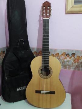 Guitarra Criolla Yamaha