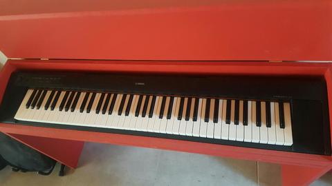 Yamaha Np31 Piaggero 76 Teclas Piano