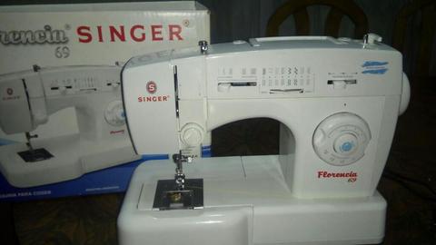 Vendo Maquina de Coser