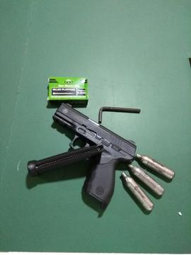 Replica de Airsoft Taurus Pt24/7