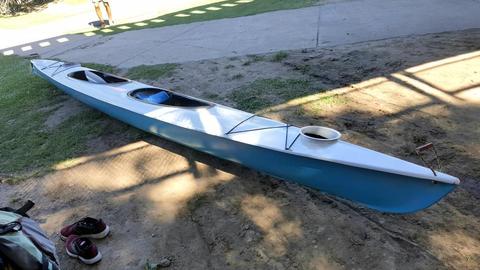 Liquido $9500 Kayak Doble Cerrado con Timón ! Excelente estado!