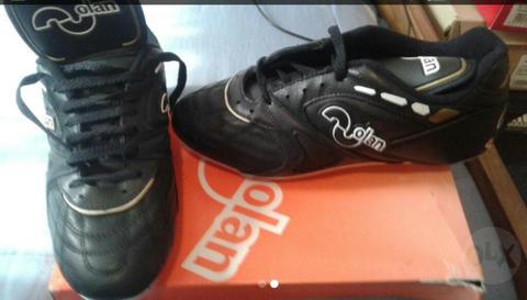 Vendo Botines Olan