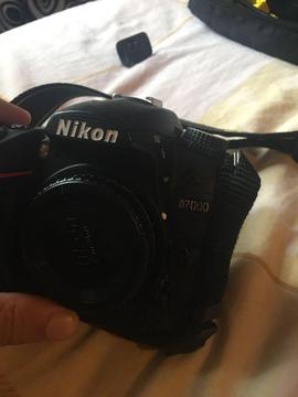 Camara Nikon D7000. Solo cuerpo