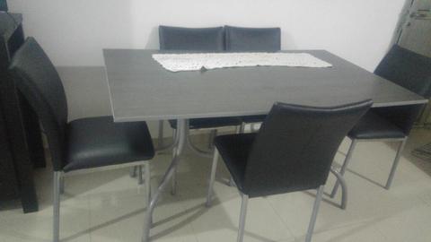 Mesa con 6 Sillas