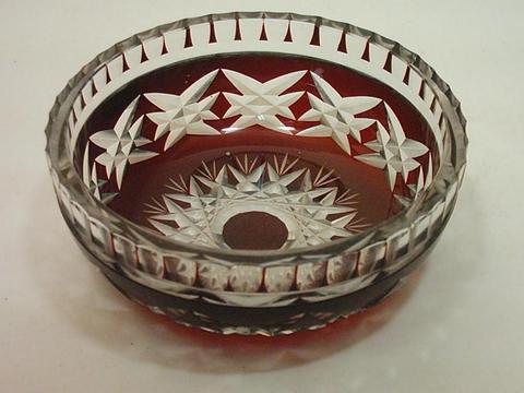 Bowl de Antiguo Cristal de Bohemia Rubí Tallado