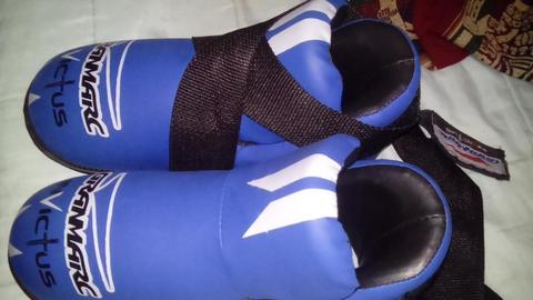 Vendo protector de pie invictus