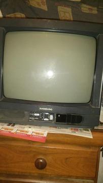 Vendo Equipito de Musica Y Tv