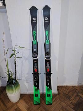 Skis profesionales importados