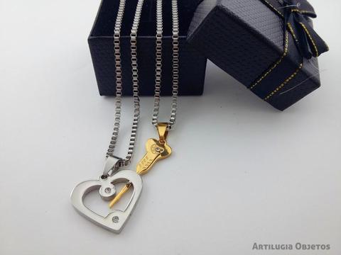 Collar Doble Corazon Flehca Bicolor Macizo Completo Media Medalla Artilugia